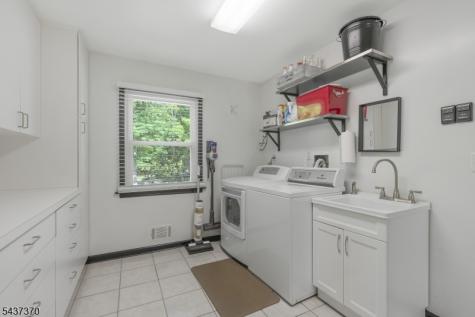 9 Grouse Road Warren NJ 07059