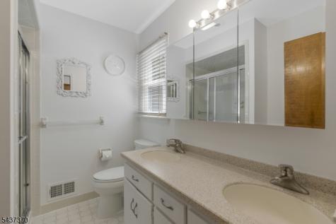 9 Grouse Road Warren NJ 07059