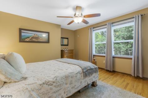 9 Grouse Road Warren NJ 07059