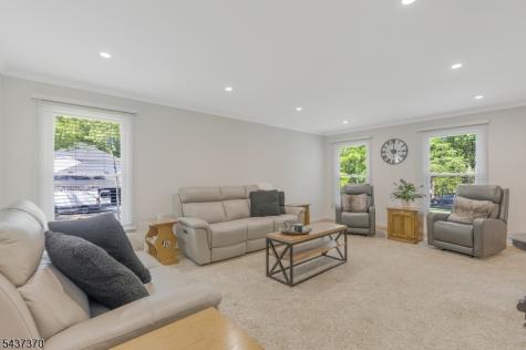 9 Grouse Road Warren NJ 07059