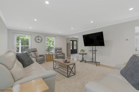 9 Grouse Road Warren NJ 07059