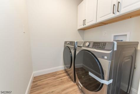 3 Maple Path Mount Arlington NJ 07850