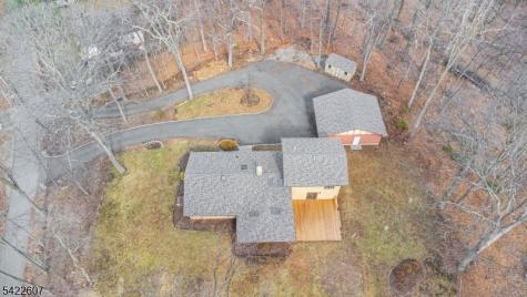 3 Maple Path Mount Arlington NJ 07850