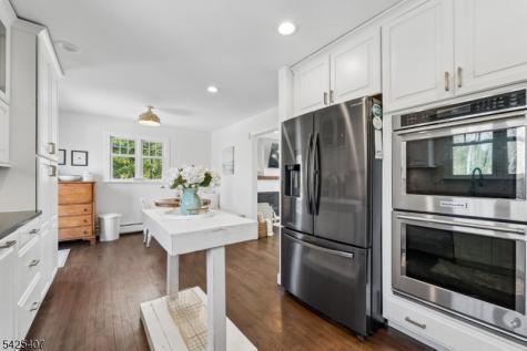 108 Beacon Hill Road Washington NJ 07830