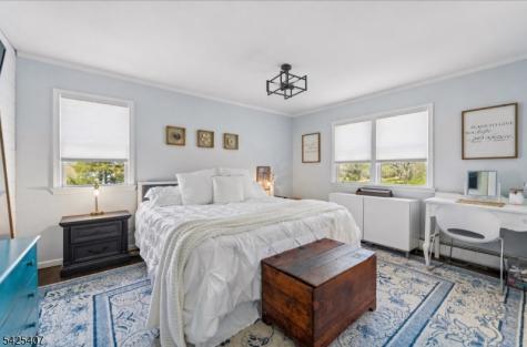 108 Beacon Hill Road Washington NJ 07830
