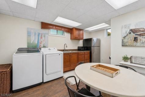 108 Beacon Hill Road Washington NJ 07830