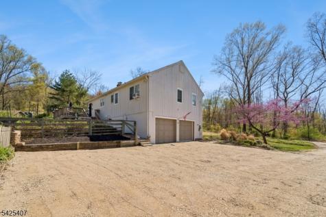 108 Beacon Hill Road Washington NJ 07830