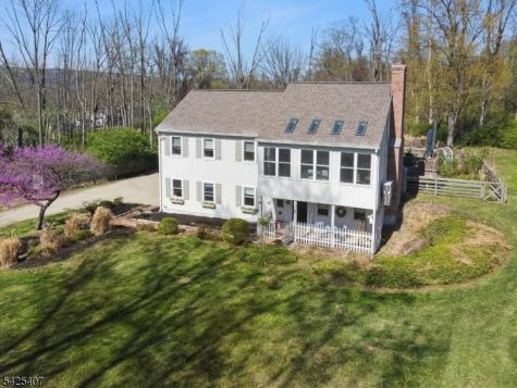 108 Beacon Hill Road Washington NJ 07830