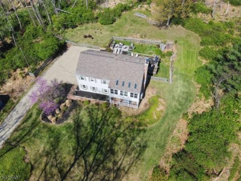 108 Beacon Hill Road Washington NJ 07830