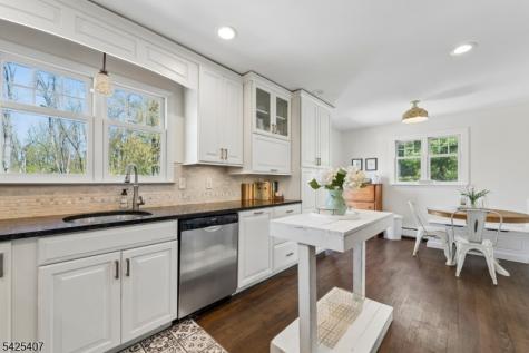 108 Beacon Hill Road Washington NJ 07830