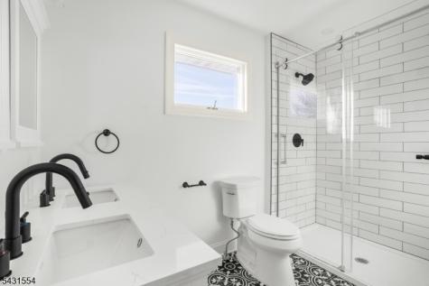 16 Schaaf Road Alexandria NJ 08804