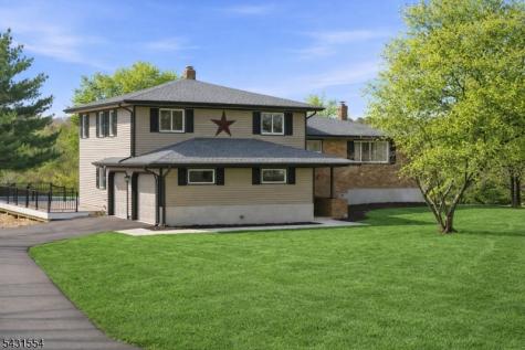 16 Schaaf Road Alexandria NJ 08804