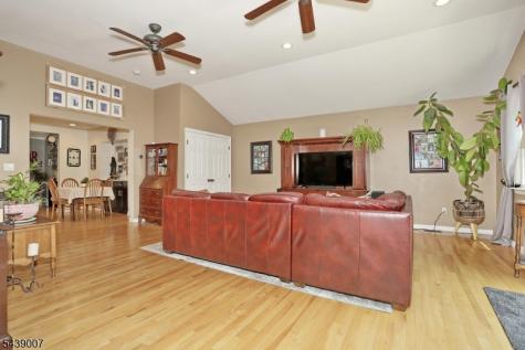 396 Burlington Road Paramus NJ 07652