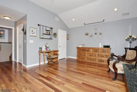 396 Burlington Road Paramus NJ 07652