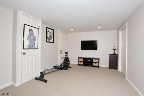396 Burlington Road Paramus NJ 07652