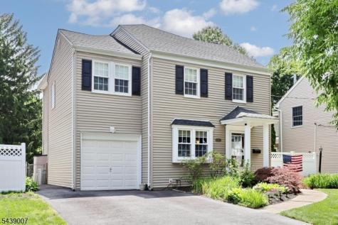396 Burlington Road Paramus NJ 07652