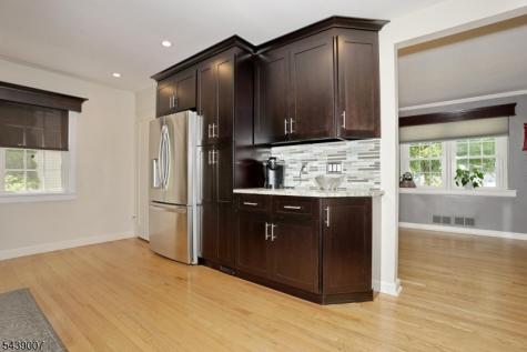 396 Burlington Road Paramus NJ 07652