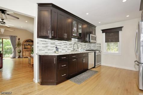 396 Burlington Road Paramus NJ 07652