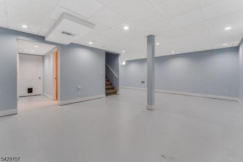 1180 4TH Avenue Alpha NJ 08865
