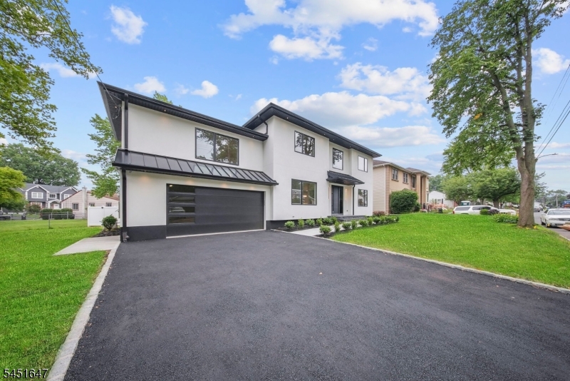 18 Blake Drive Clark NJ 07066