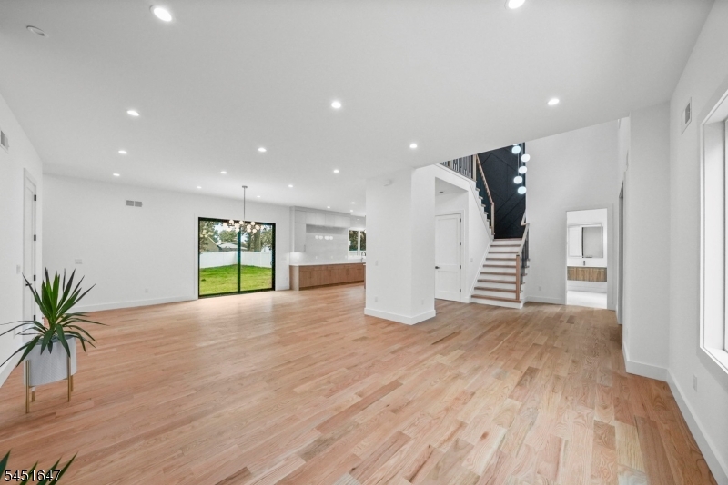 18 Blake Drive Clark NJ 07066