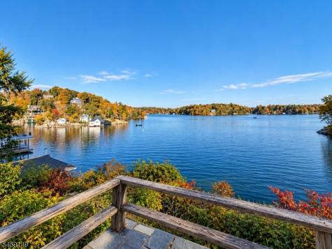 33 Oakdale Avenue Hopatcong NJ 07821