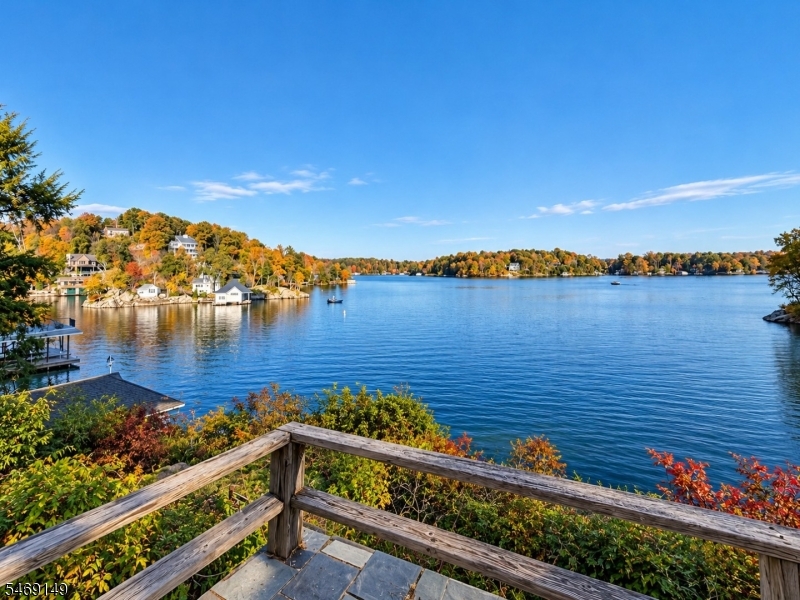 33 Oakdale Avenue Hopatcong NJ 07821