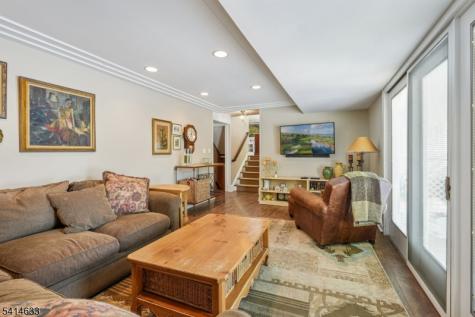 6 Knollwood Drive Livingston NJ 07039