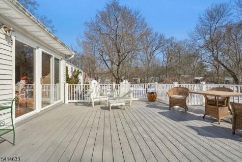 6 Knollwood Drive Livingston NJ 07039