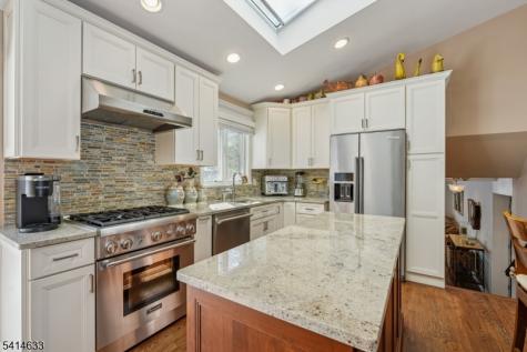 6 Knollwood Drive Livingston NJ 07039