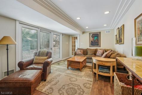 6 Knollwood Drive Livingston NJ 07039