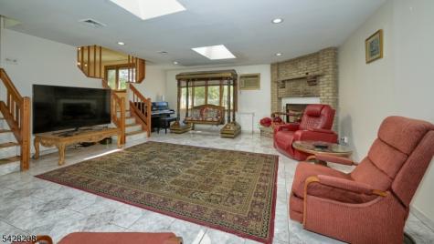 227 Emily Drive Park Ridge NJ 07656