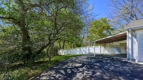 227 Emily Drive Park Ridge NJ 07656