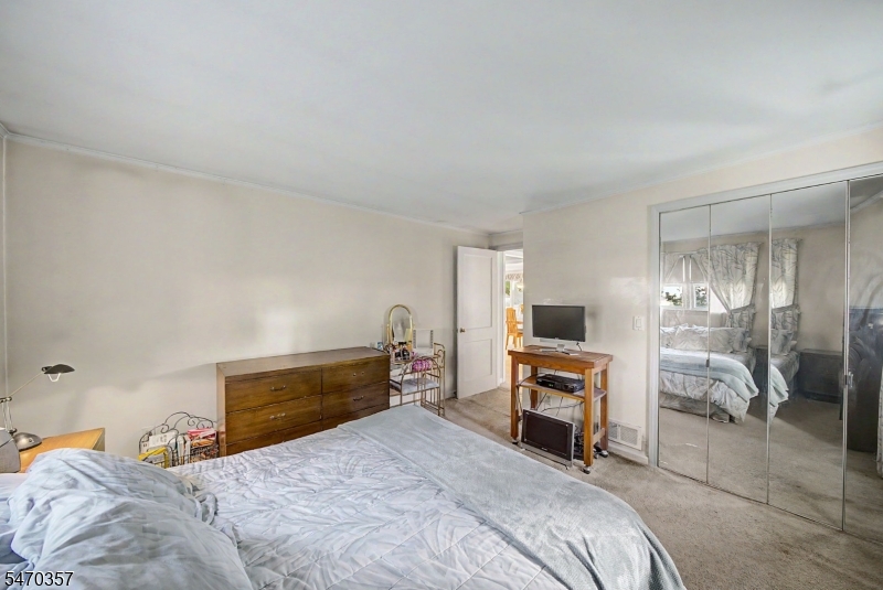 68 Woodstone Road Denville NJ 07866
