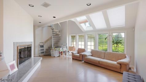 15 Glenview Drive Warren NJ 07059