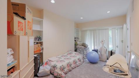 15 Glenview Drive Warren NJ 07059