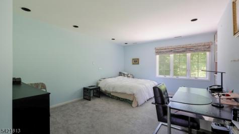 15 Glenview Drive Warren NJ 07059