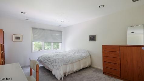 15 Glenview Drive Warren NJ 07059