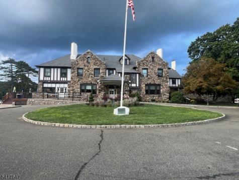 9 Apache Trail Rockaway NJ 07866