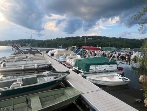 9 Apache Trail Rockaway NJ 07866