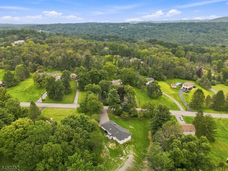 33 Cooke Road Blairstown NJ 07825