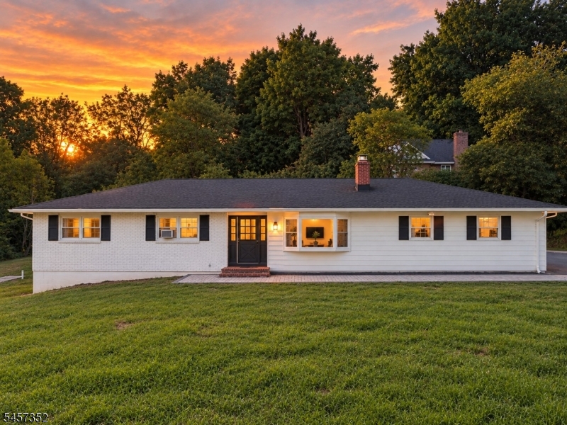 33 Cooke Road Blairstown NJ 07825