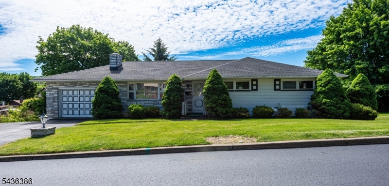 35 Hillside Avenue Netcong NJ 07857
