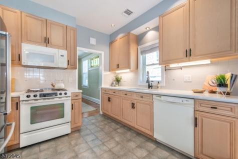 31 Westover Road Verona NJ 07044