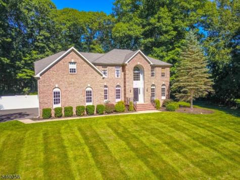 3 Kevin Drive Mount Olive NJ 07836