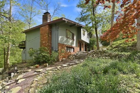 41 Crescent Drive Byram NJ 07821