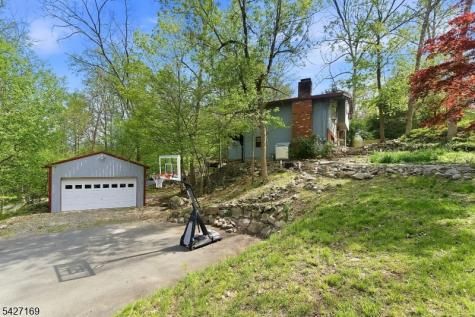 41 Crescent Drive Byram NJ 07821