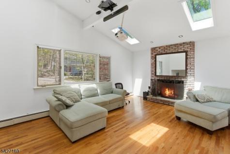 41 Crescent Drive Byram NJ 07821