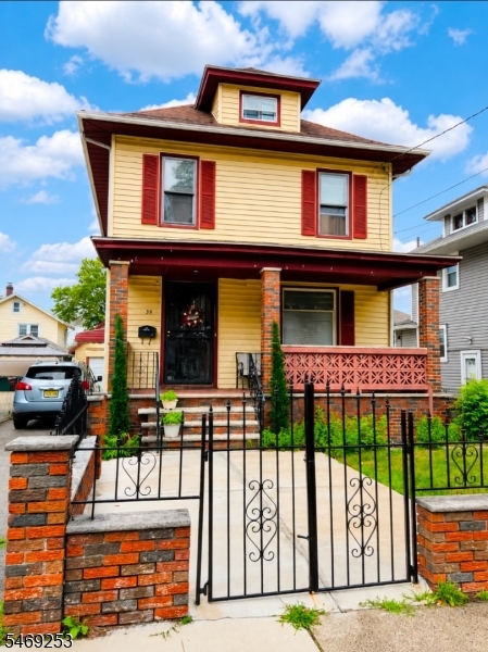 39 Hollywood Avenue Hillside NJ 07205