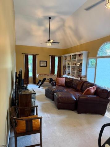 12 Wyckoff Road Bethlehem NJ 08827
